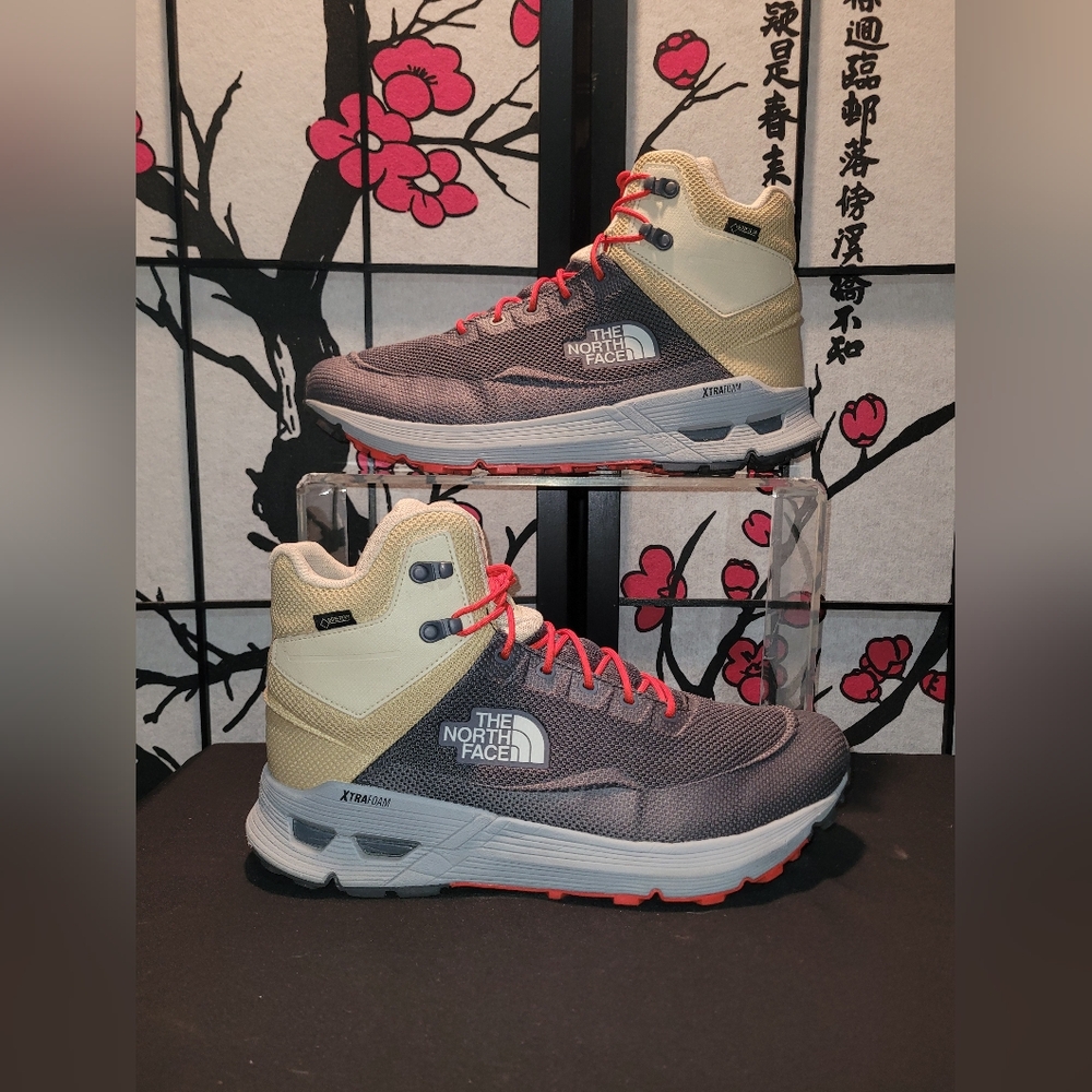 The North Face Gray and Cream Hiking Boots Gore-Tex Collabe